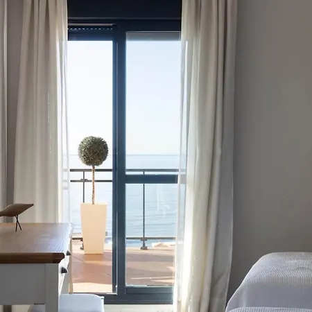 Cosmo Penthouse Sea Views Apartment *
